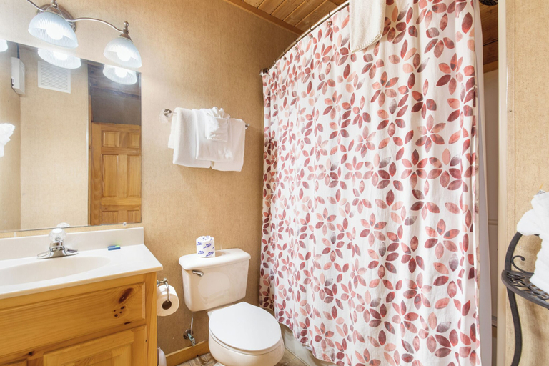 Bathroom, Huckleberry Ridge by Jackson Mountain Rentals, Sevier