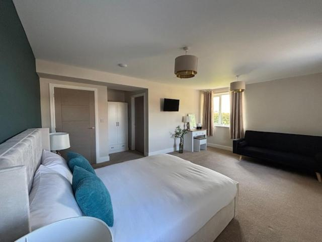 Bedroom 4, East Halton Hotel, North Lincolnshire