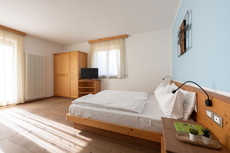Bedroom 4, Grünwald, Bolzano