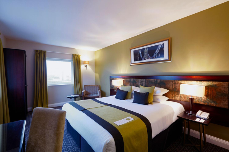Bedroom, Stamford Bridge Hotel London, London