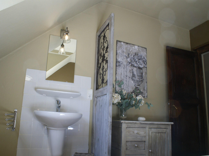 Bathroom 3, Malmedy Forestside Home, Liège