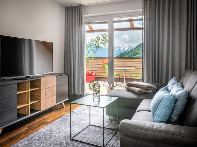 Others 4, der Sonnberg Alpinlodges - Apartments mit Seeblick, privater Sauna und Self Check-In, Zell am See