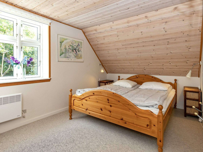 Bedroom 2, Grand Holiday Home in SÃ¸by Ã†rÃ¸ near Golf Course, Ærø
