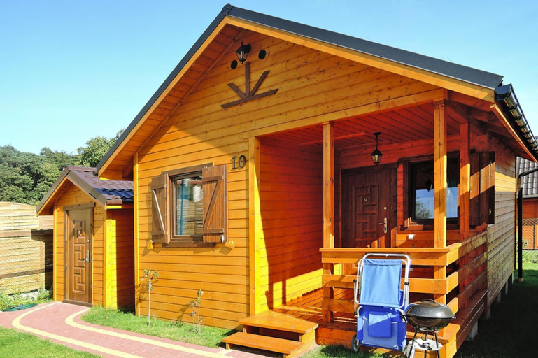 Exterior 2, Bungalow by Wiselka Lake & Baltic Beach, Kamień
