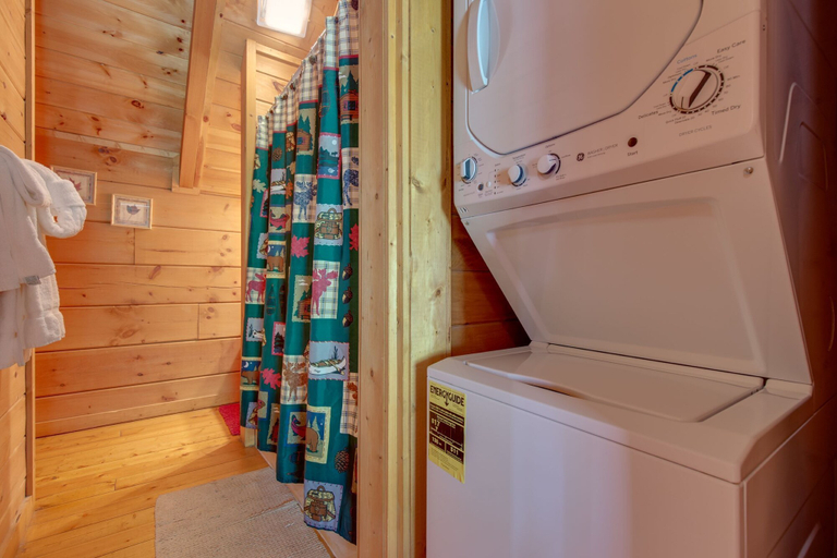 Bathroom 3, Spring View by Jackson Mountain Rentals, Sevier