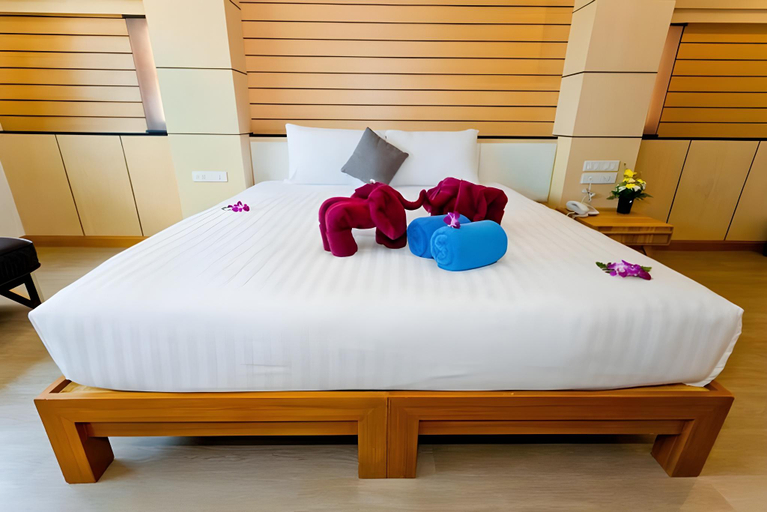 Bedroom 3, Anda Beachside Hotel, Phuket Island