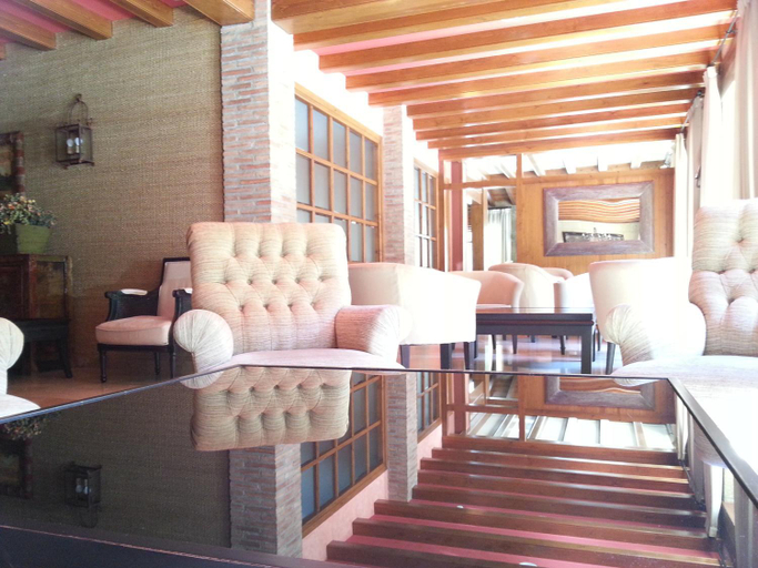 Others 4, Hotel Villa de Canfranc, Huesca