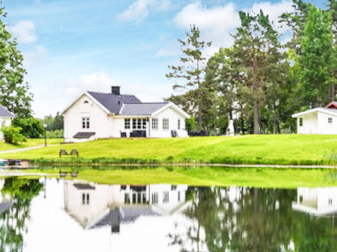 Others 5, person holiday home in ASBRO-By Traum, Askersund