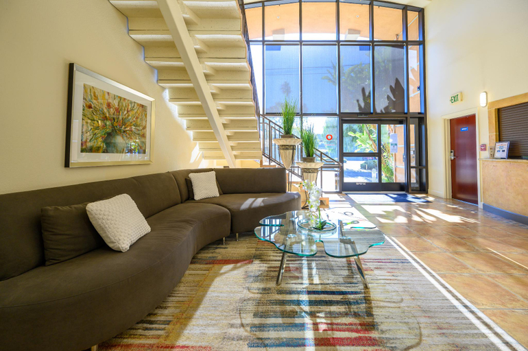 Public Area 3, Studios INN, Santa Clara