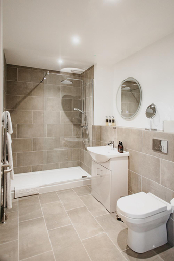 Bathroom 4, Udny Arms Hotel, Aberdeenshire