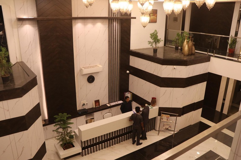 Public Area 2, hotel kadamb tree, Jabalpur