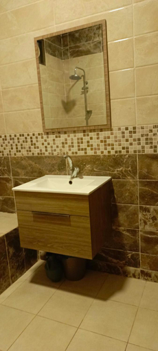Bathroom 3, Rum Honeymoon Camp, Quaira