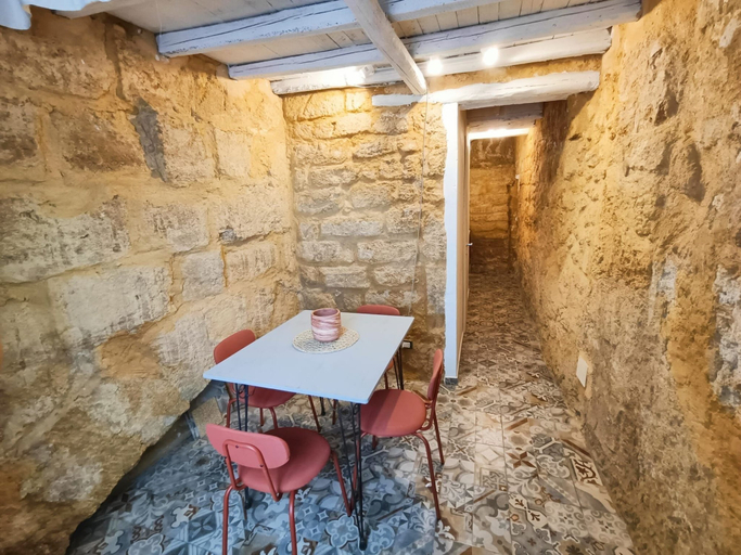 Others 3, Historic Apartment, Agrigento