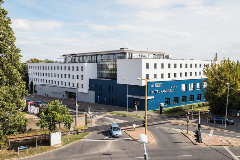 Exterior & Views 2, Famulus Hotel, Győr