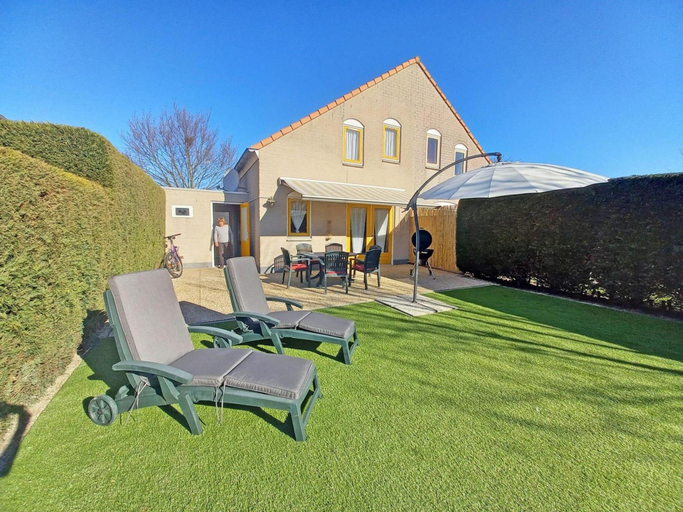 Others 4, Bungalow in Breskens near the Beach, Sluis
