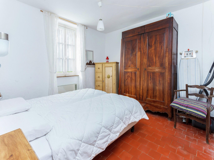 Bedroom 2, Holiday Home in Vitry-Lache near Lake, Nièvre