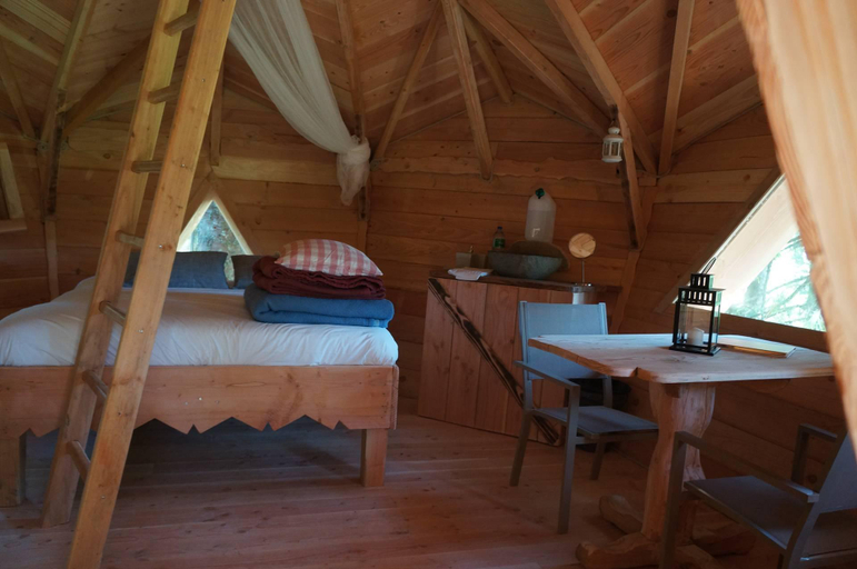 Bedroom 2, Cabanes des Volcans, Puy-de-Dôme
