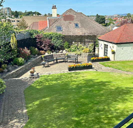 Others 4, The Cairn Residence, Edinburgh