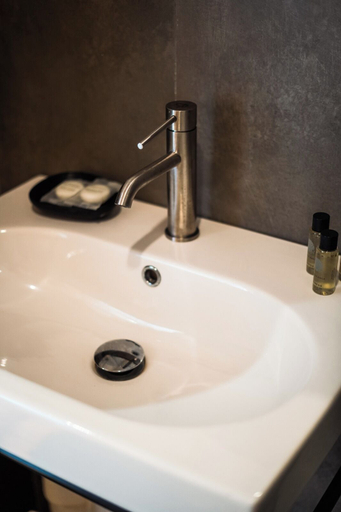 Bathroom 4, Whisky Green Coast Hotel & Apartments, Vlorës
