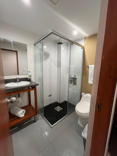 Bathroom 3, Mar Inn Hotel, Manaure