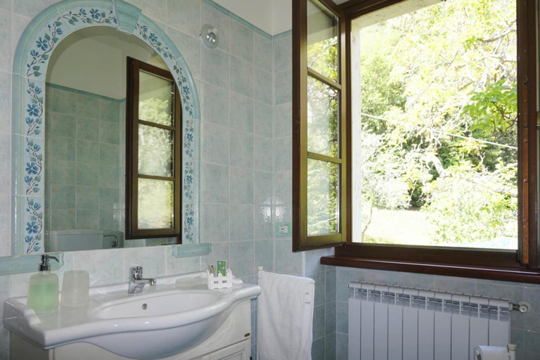 Bathroom 3, Apartments Casa Tamas, Limone, Brescia