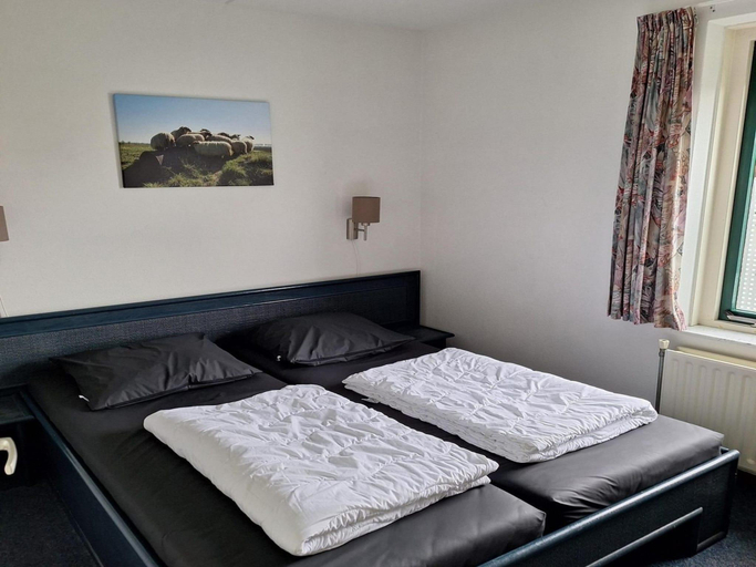 Bedroom 3, Holiday Home Breskens near Dutch Coast, Sluis