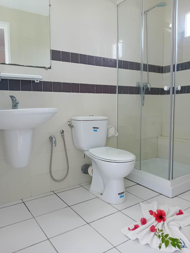 Bathroom 3, Hotel Romane, Hammamet