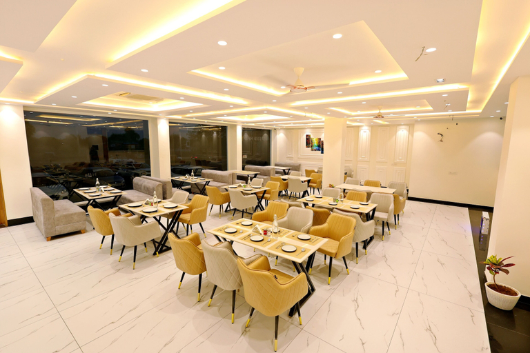 Food & Drinks 4, The GM Luxe Hotel Near Shree Khatu Shyam Ji Mandir, Sikar