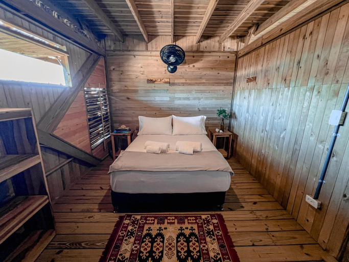 Bedroom 2, Watu Kite House, Manaure