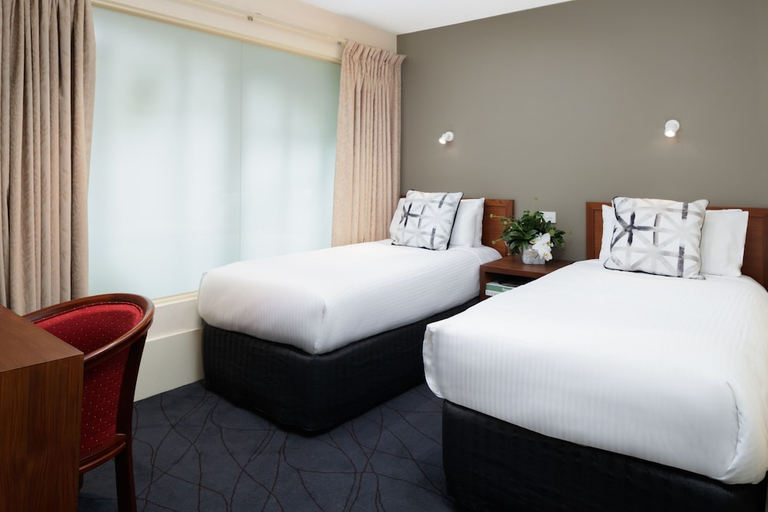 Bedroom 3, The Victoria Hotel Melbourne, Melbourne