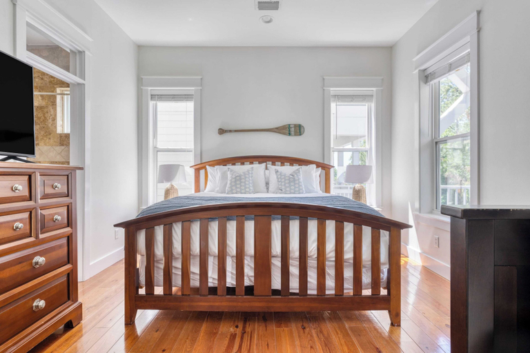Bedroom 3, Chic 30A Beach Home Views, Ping Pong, 5-min Walk to Carillon Beach Bellview, Bay