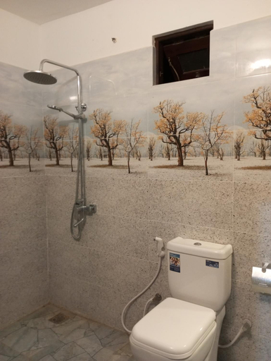 Bathroom, Wellassa Sisila, Wellawaya