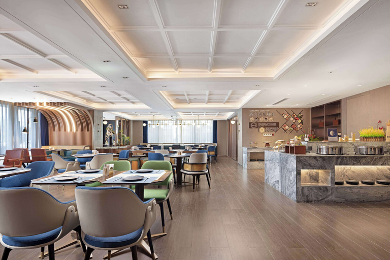 Food & Drinks 5, Hilton Garden Inn Leshan Shizhong, Leshan
