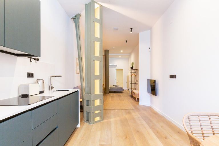Others 3, Mestalla Flats by Nomad Host, Valencia
