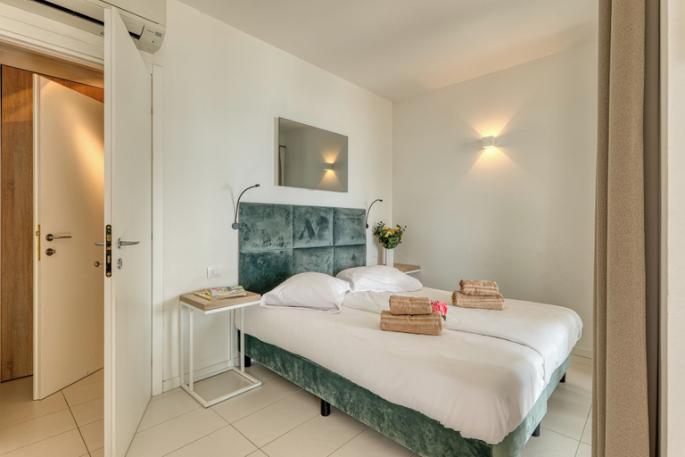 Room 2, Holiday Resort Balzi Rossi, Imperia