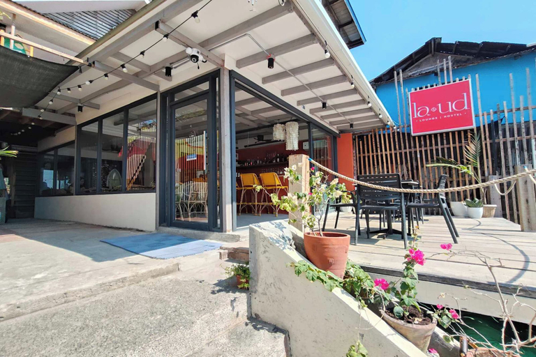 Exterior & Views, La Ud Lounge and Hostel, San Juan