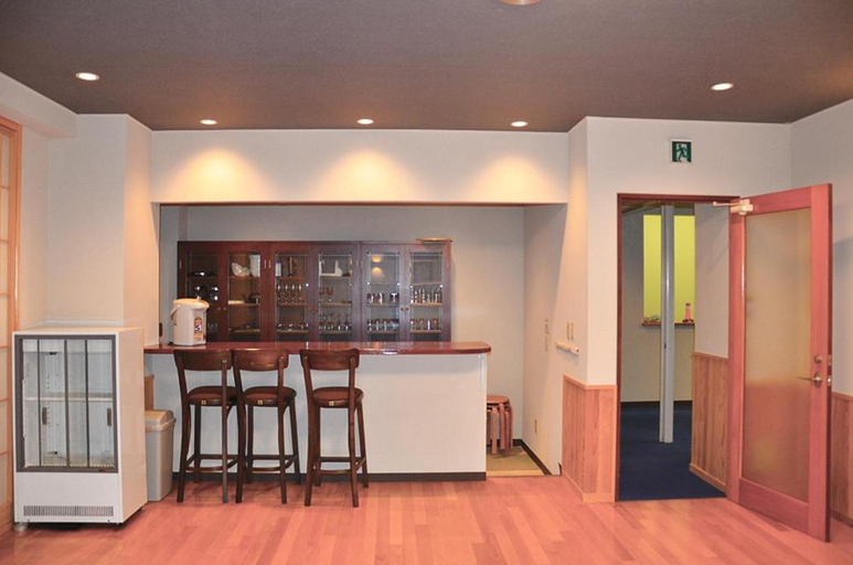 Others 2, Hotel Bauhinia, Shinano