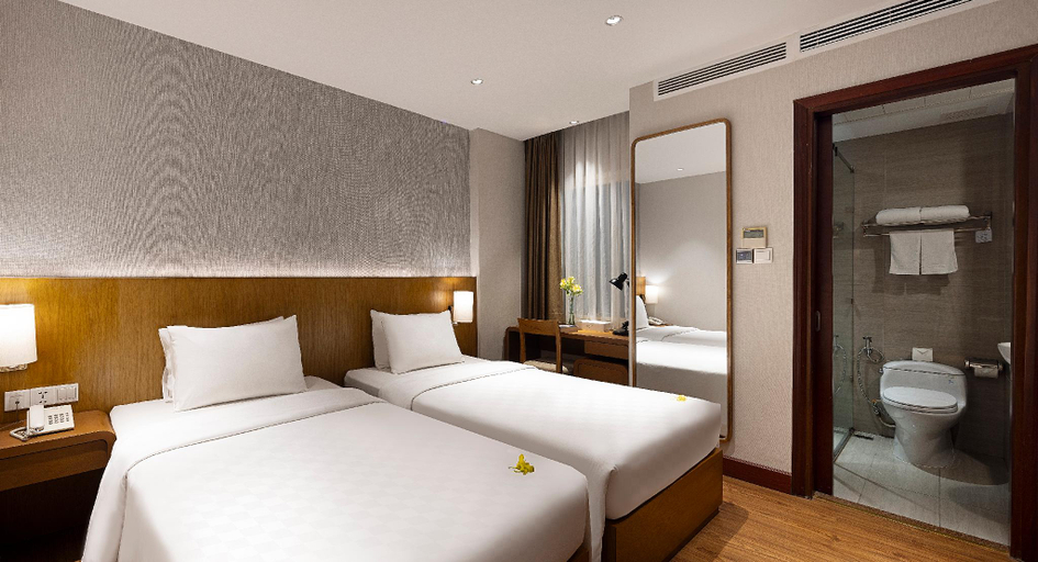 Bedroom 13