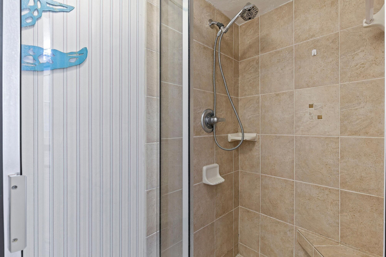 Bathroom 4, Sunrise 602, Volusia