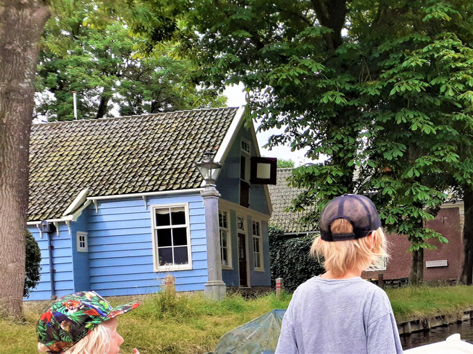Others 5, Cottage in Edam near IJsselmeer Lake, Edam-Volendam