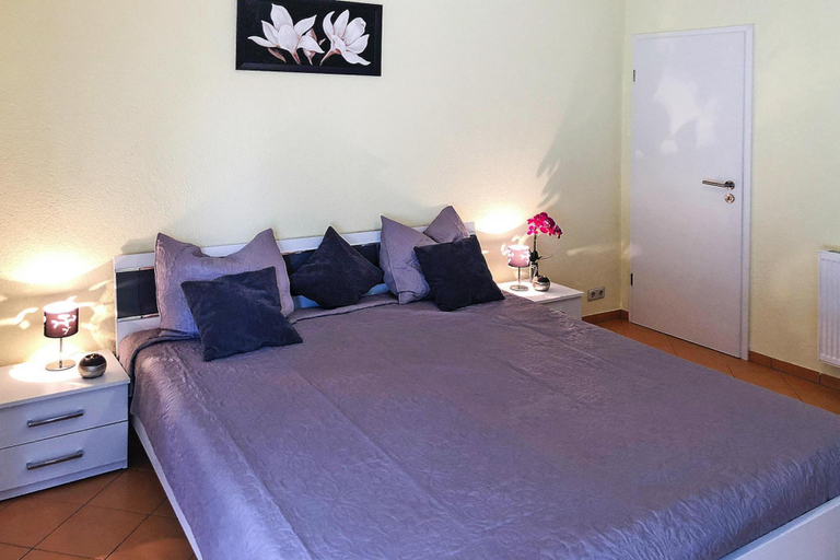Others 3, Schoenes Ferienhaus mit Terrasse, Mecklenburgische Seenplatte