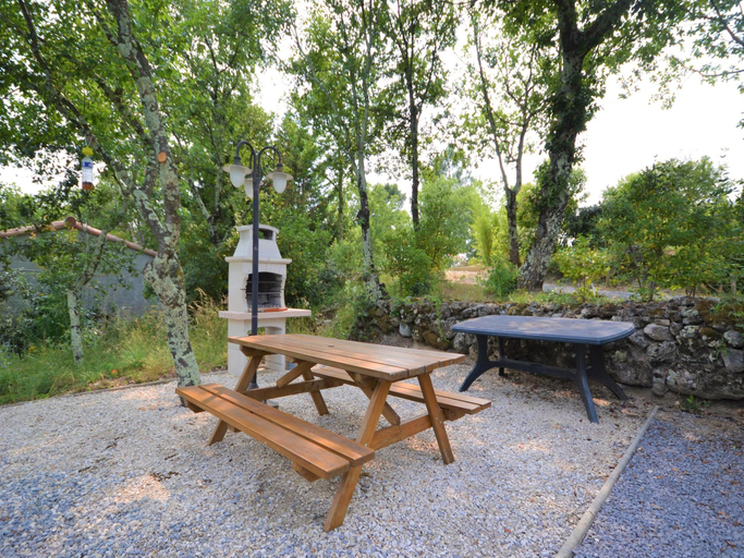 Others 4, Serene Couples Getaway Home, Ardèche