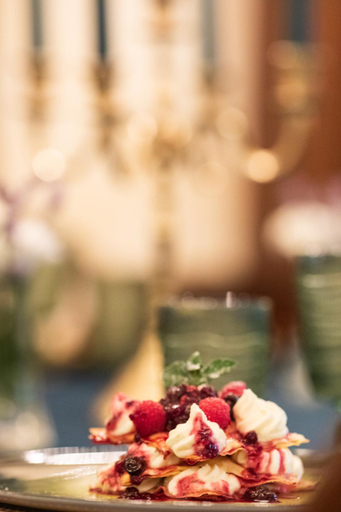 Food & Drinks
