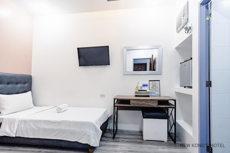 Bedroom 3, New Kong's Hotel, Olongapo City