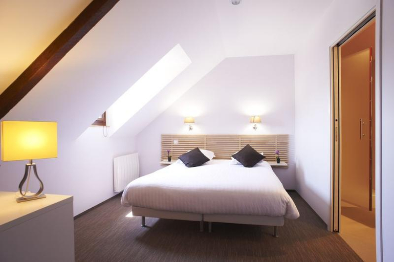 Bedroom 2, Logis Hotel La ferme du Blanchot, Loire-Atlantique