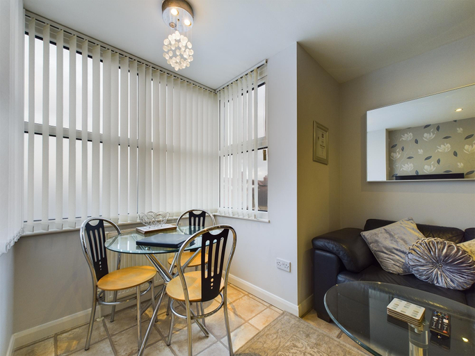 Others 5, Pearl Suite, Blackpool