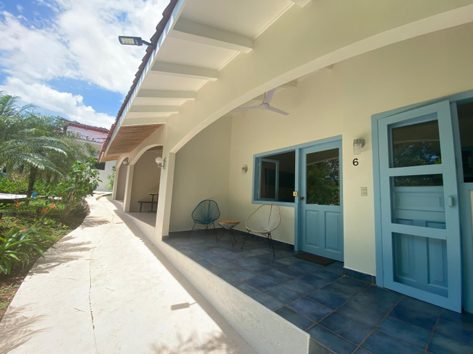 Exterior & Views, Manta Ray Lodge, Santa Cruz