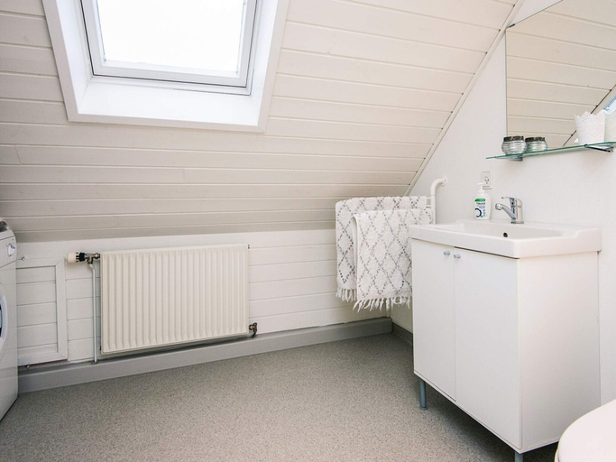Bathroom 4, 4 Person Holiday Home in Borkop, Vejle
