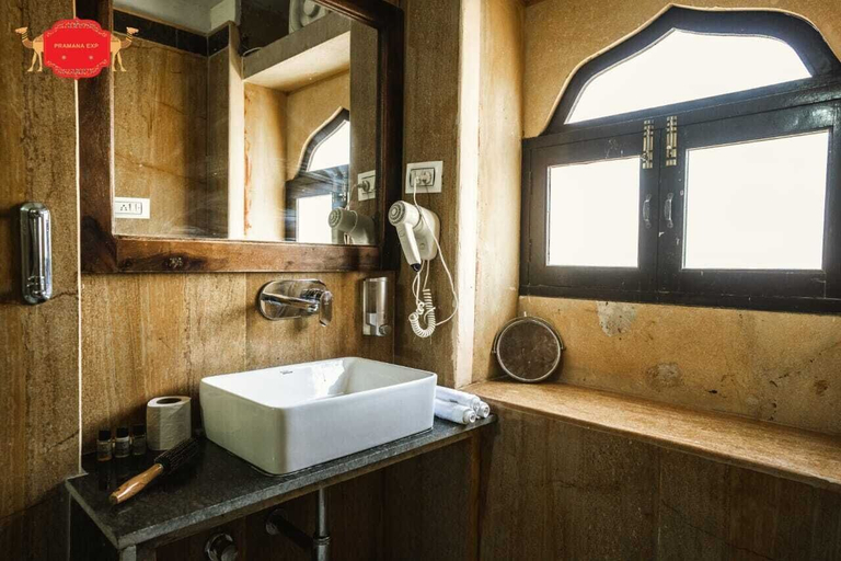 Bathroom 4, Hotel Golden Legacy - By PRAMANA EXP, Jaisalmer