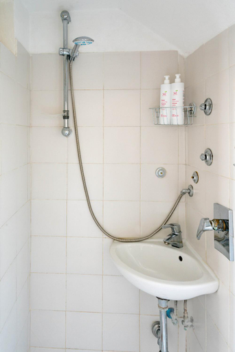 Bathroom 2, Studio San Vitale by Wonderful Italy, Bologna